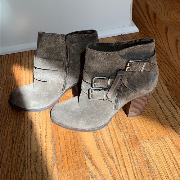 Booties - Picture 3 of 4